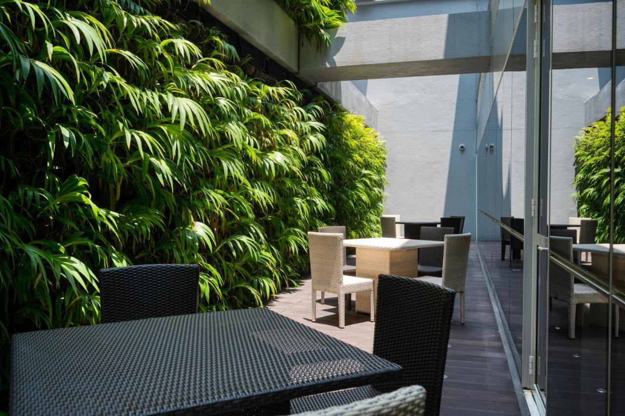 Orion City Hotel Colombo Exterior foto